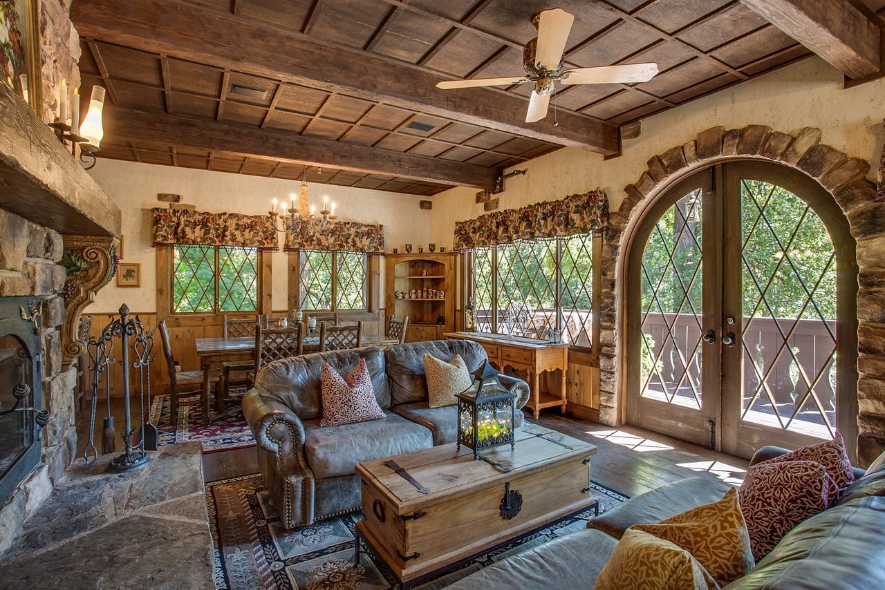 Storybook Riverside Inn Leavenworth Εξωτερικό φωτογραφία